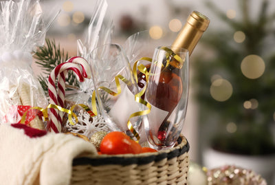 How Do You Create An Amazing Christmas Eve Basket?