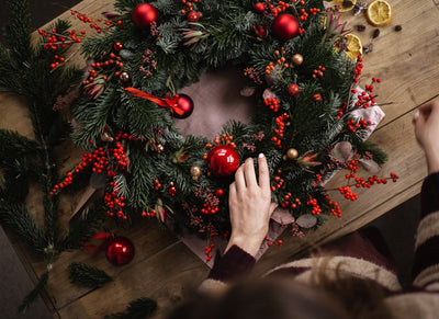 Our Guide To Choosing The Perfect Christmas Wreath