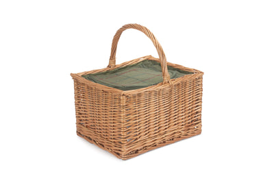 Deluxe Butcher's Basket With Green Tweed Cooler Bag Closed