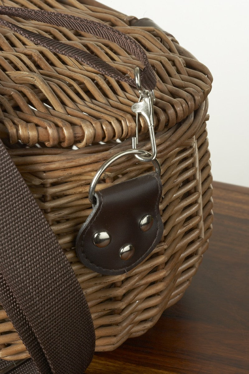 Wicker Bicycle Basket Clasp Detail