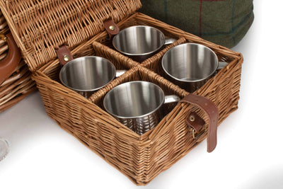 Deluxe Fitted Wicker Hamper Mug Detail