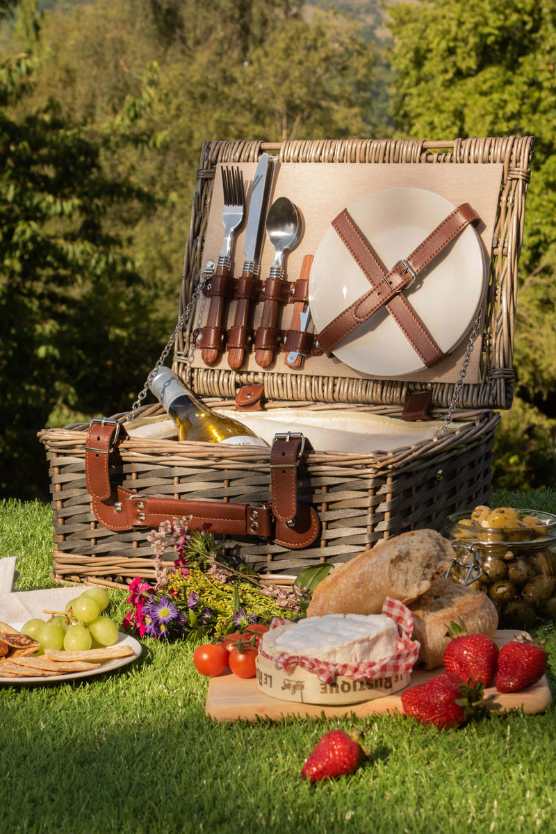 Small 2 Person Chipwood Hamper Display