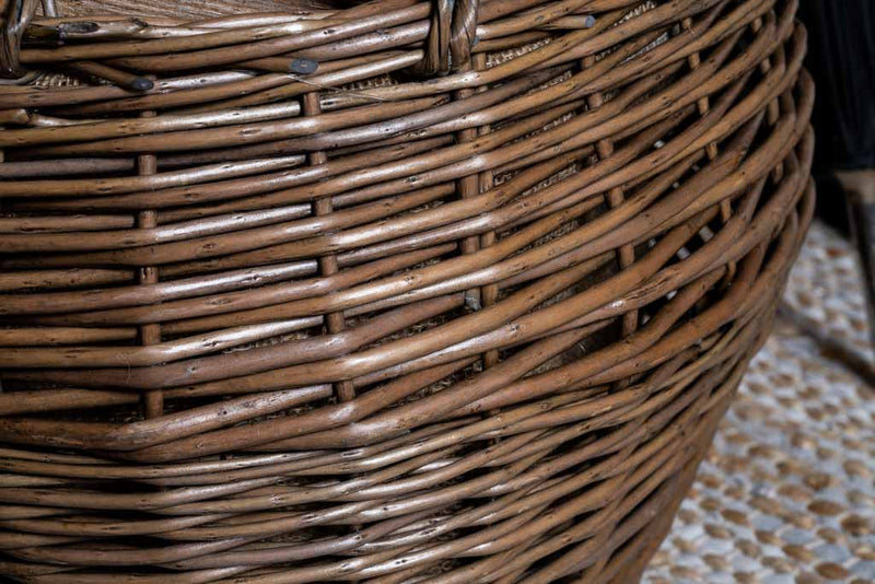 Antique Wash Stumpy Basket